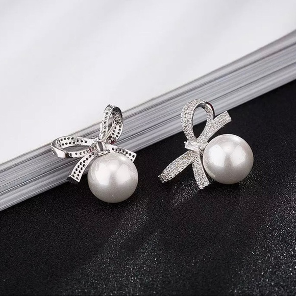 925 Sterling Silver Bow & Pearl Drop Earrings - Picture 4 of 7